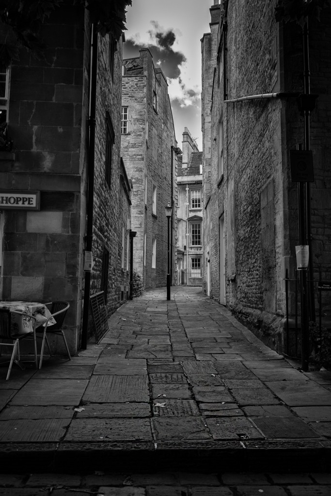 bath alleyway - UK street Photography