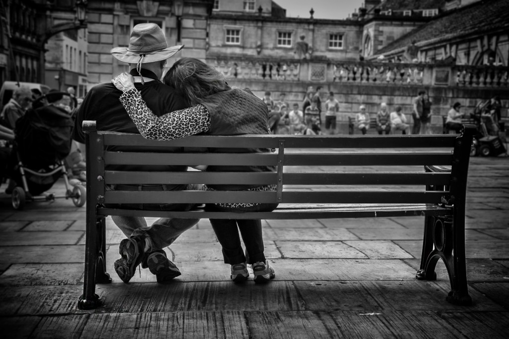 cuddles - UK street Photography