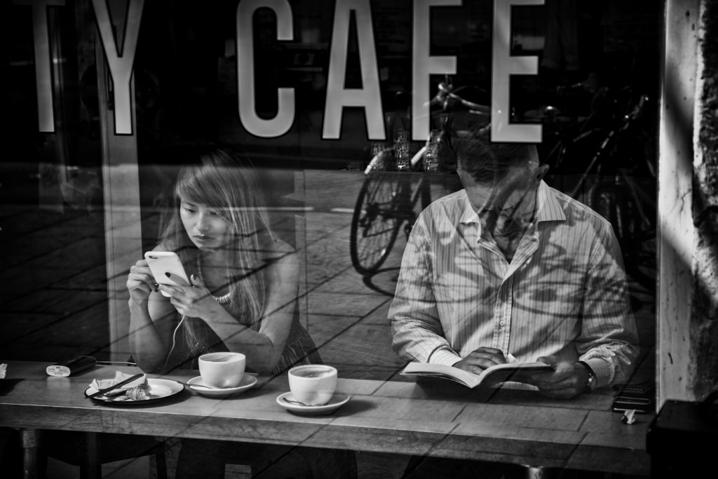 reading old and new - UK street Photography