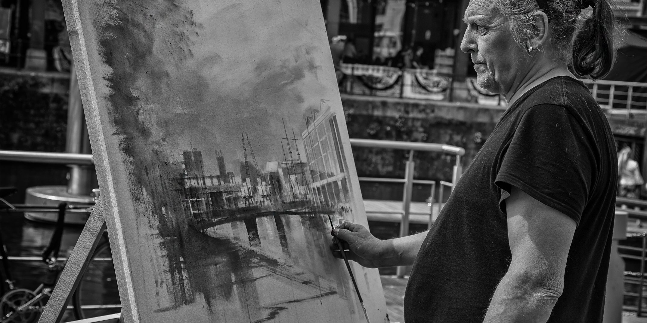 Street portrait - harbour artist
